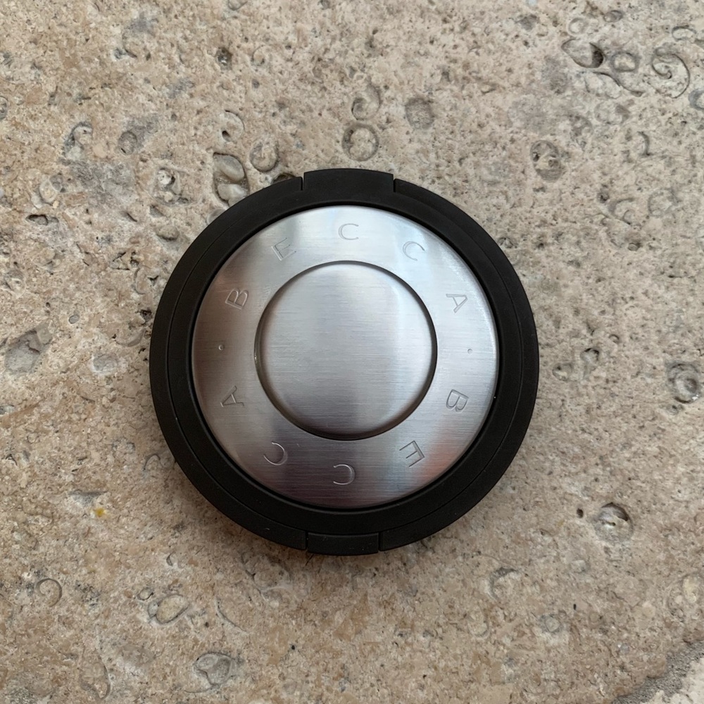 Becca Prosecco Pop Highlighter